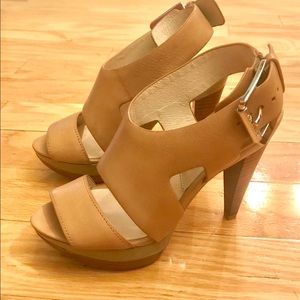 NWOT MK Carla Platform Leather High Heel Sandals